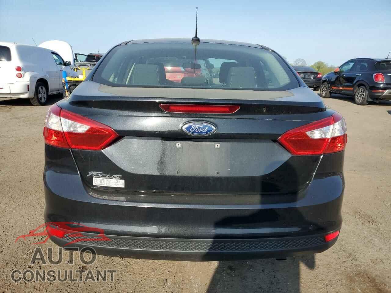 FORD FOCUS 2014 - 1FADP3E23EL319672