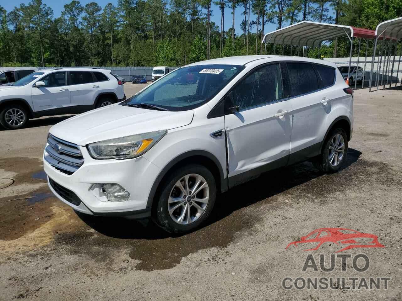 FORD ESCAPE 2017 - 1FMCU0GD2HUC55498