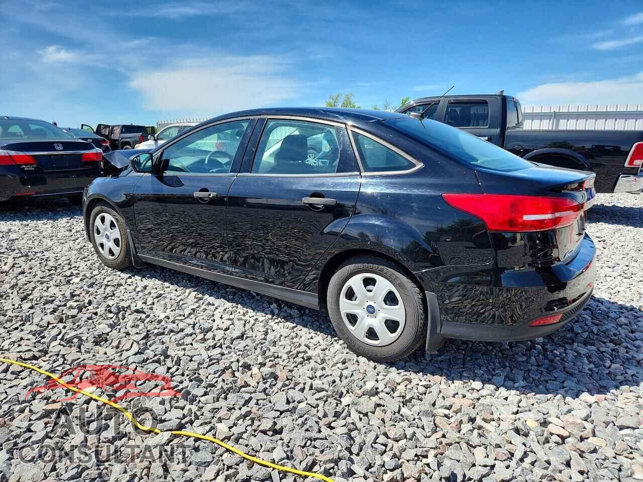 FORD FOCUS 2016 - 1FADP3E26GL309429
