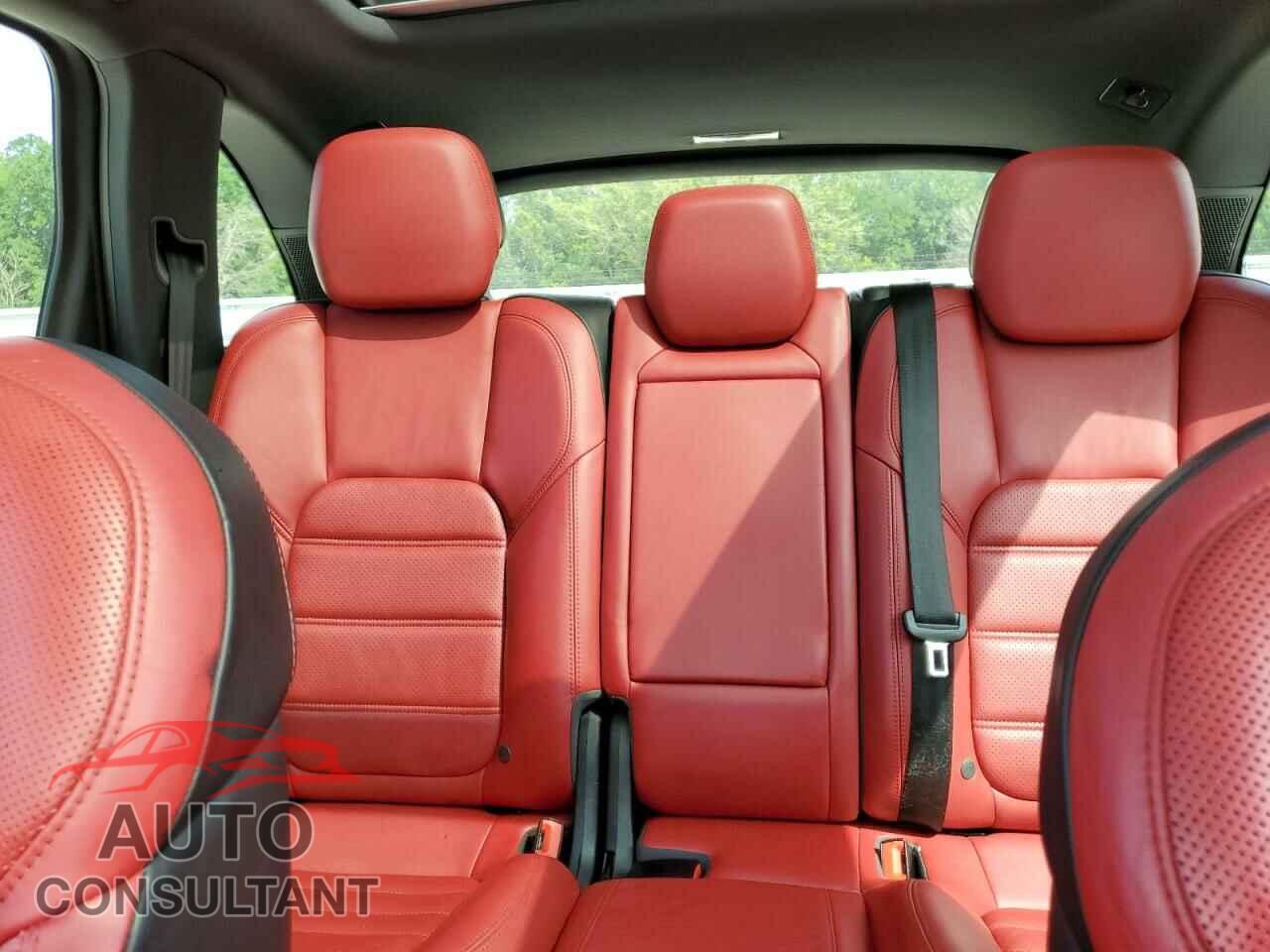 PORSCHE CAYENNE 2016 - WP1AB2A23GLA95512