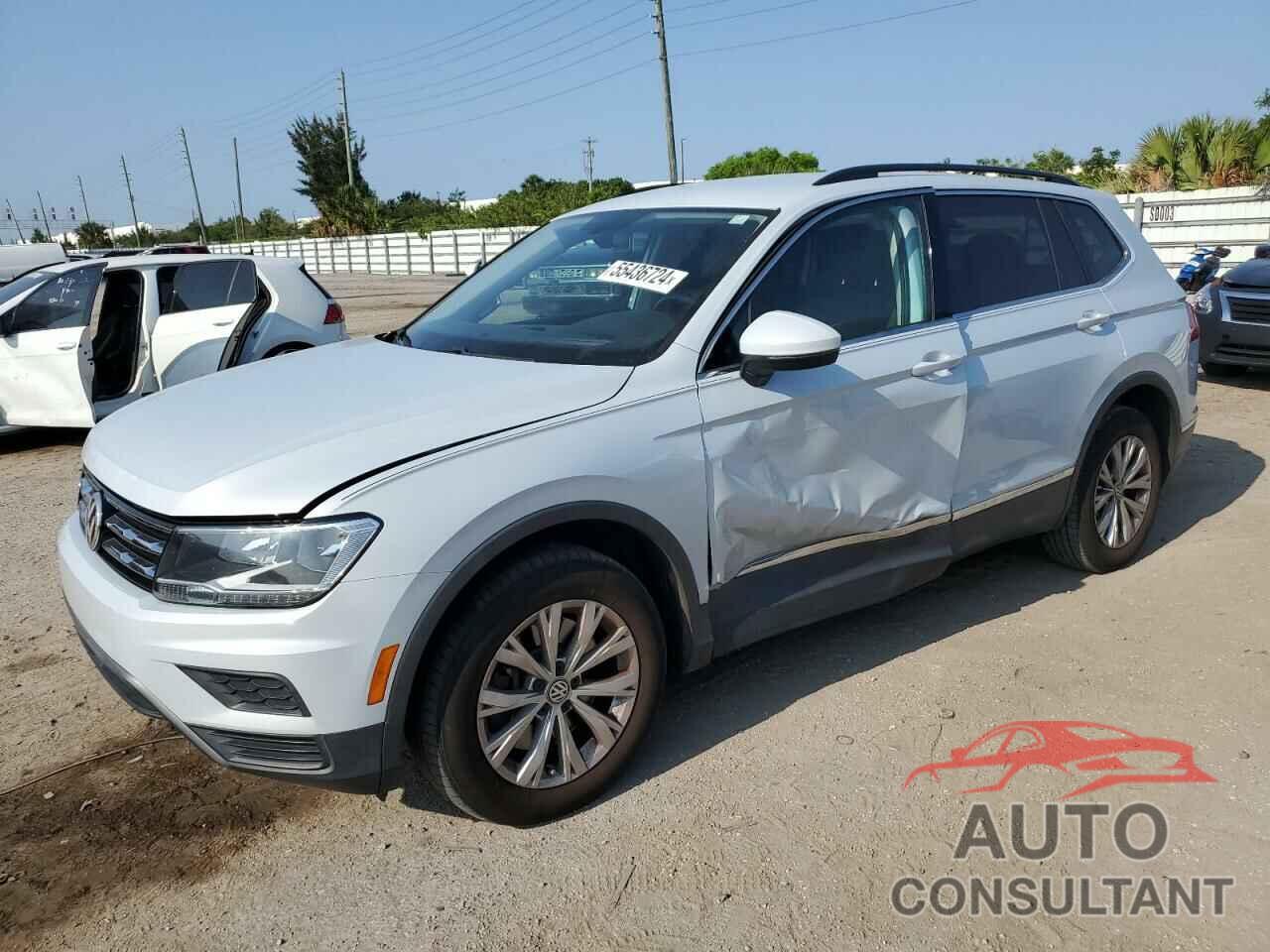 VOLKSWAGEN TIGUAN 2018 - 3VV3B7AX6JM120977