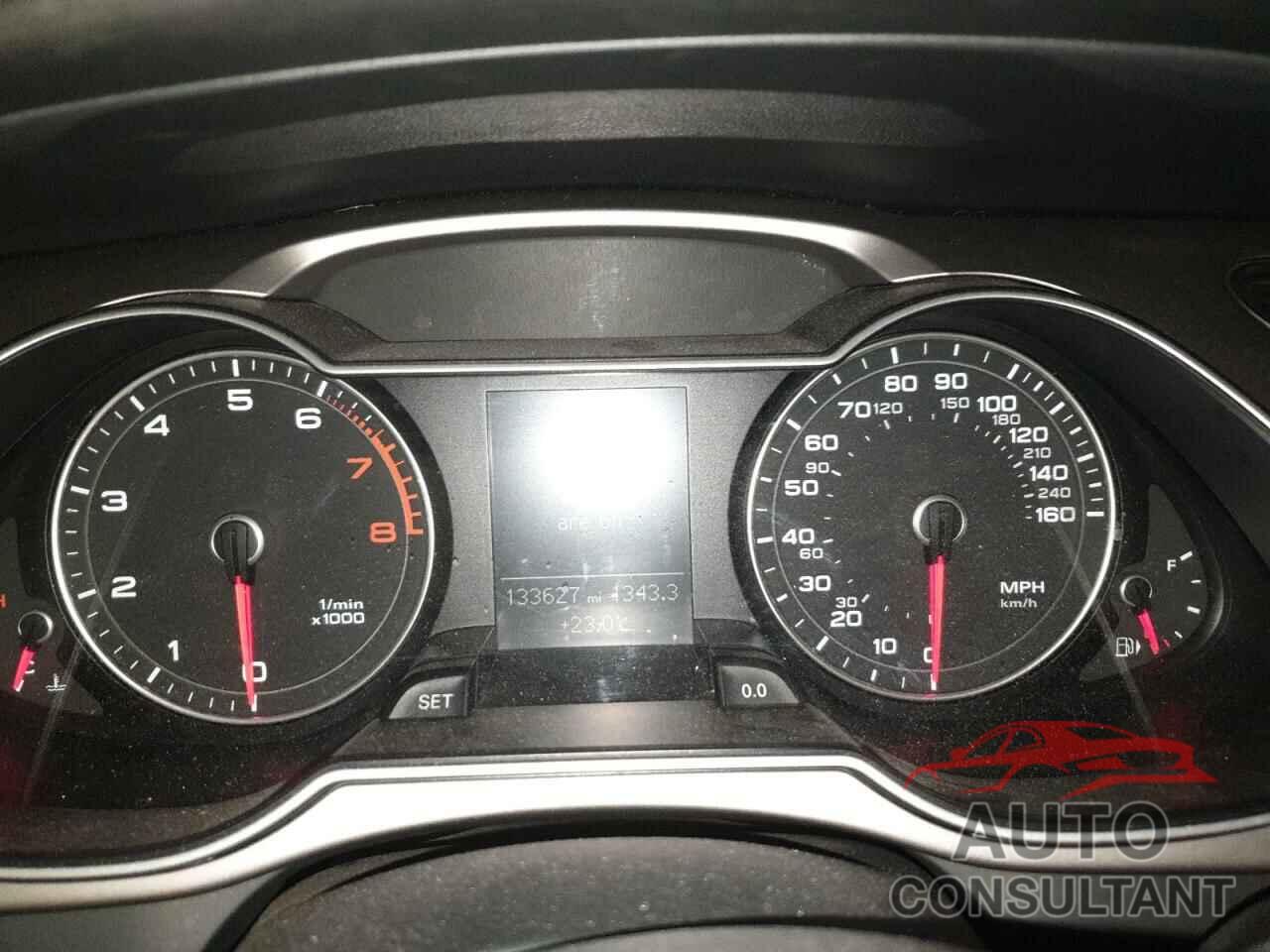 AUDI A4 2013 - WAUAFAFLXDA159101