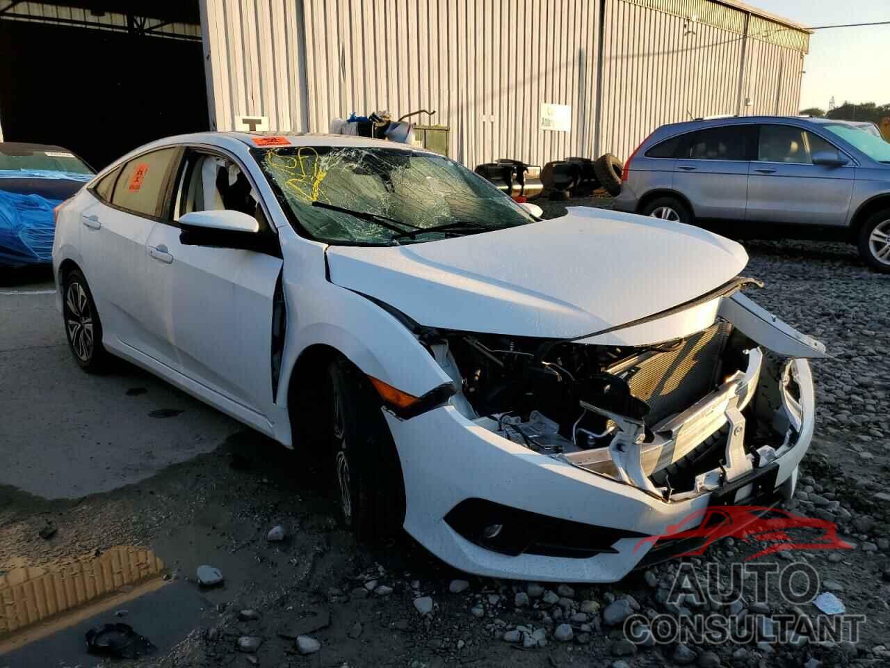 HONDA CIVIC 2018 - JHMFC1F75JX027178