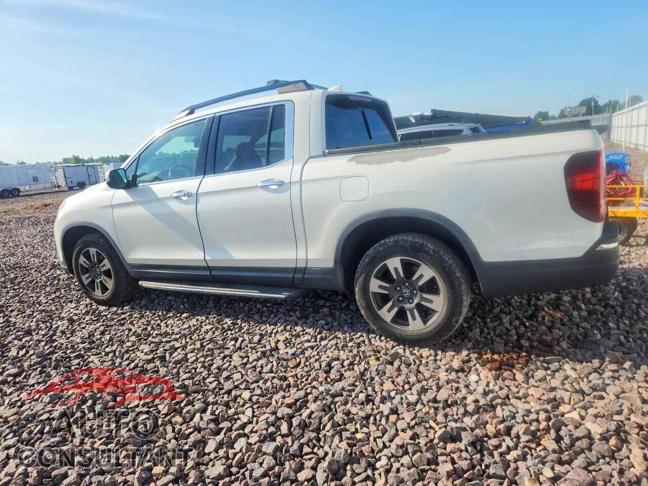 HONDA RIDGELINE 2017 - 5FPYK3F74HB024468