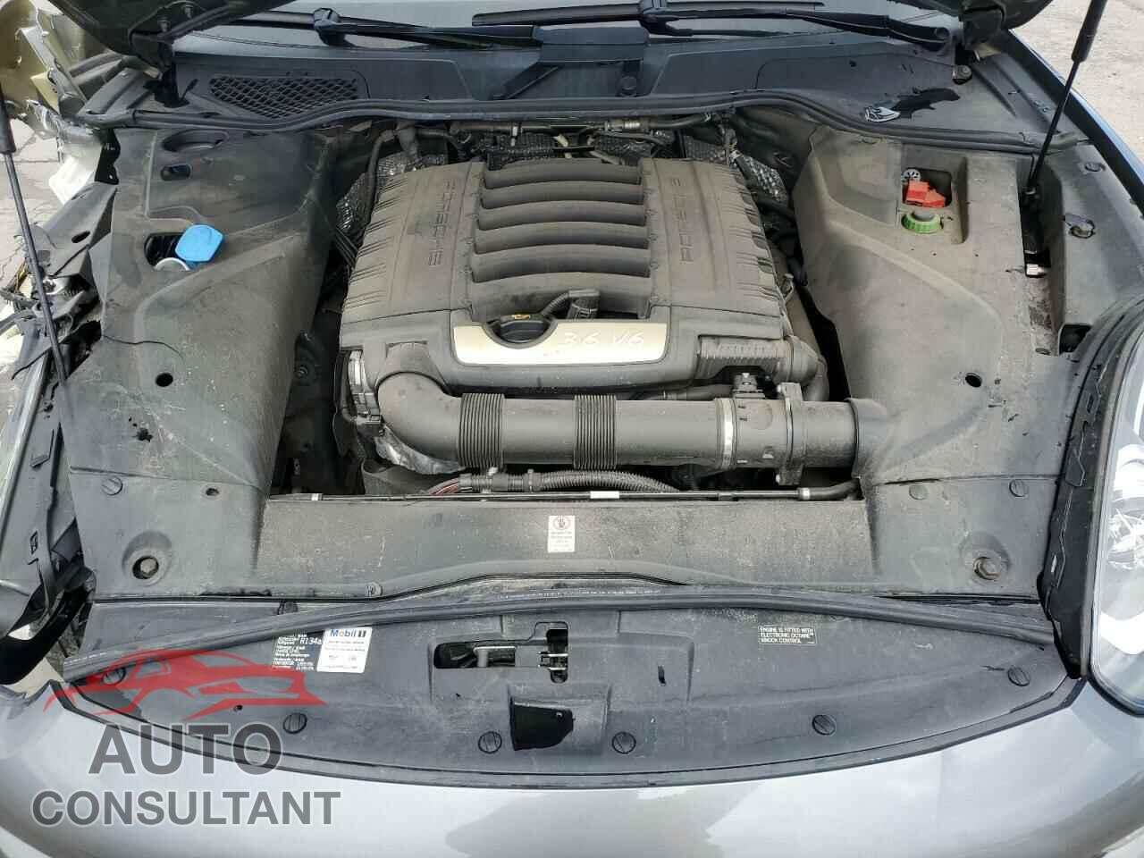 PORSCHE CAYENNE 2016 - WP1AA2A25GKA15037