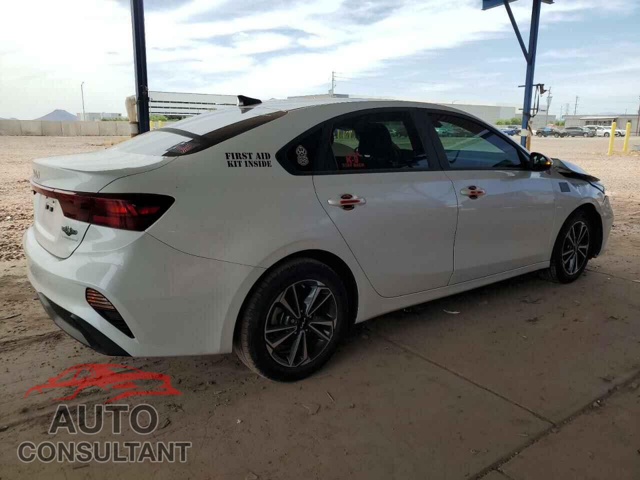 KIA FORTE 2024 - 3KPF24AD6RE751704
