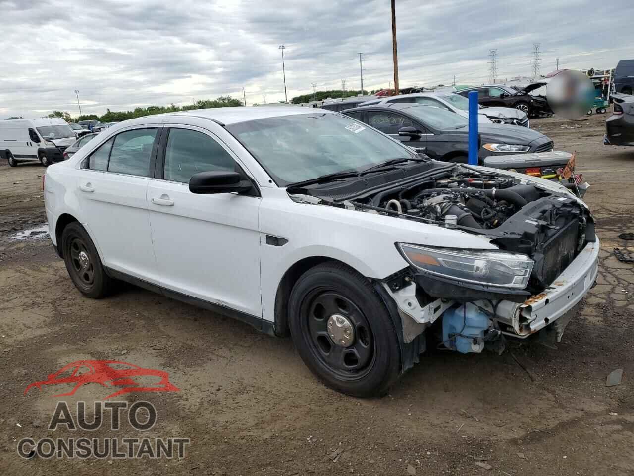 FORD TAURUS 2017 - 1FAHP2MT1HG145751