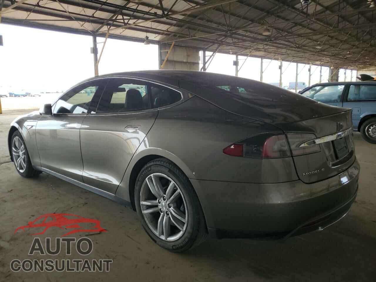 TESLA MODEL S 2015 - 5YJSA1H11FF093212