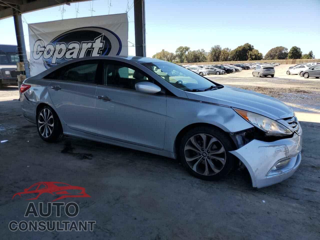 HYUNDAI SONATA 2013 - 5NPEC4AB9DH728087