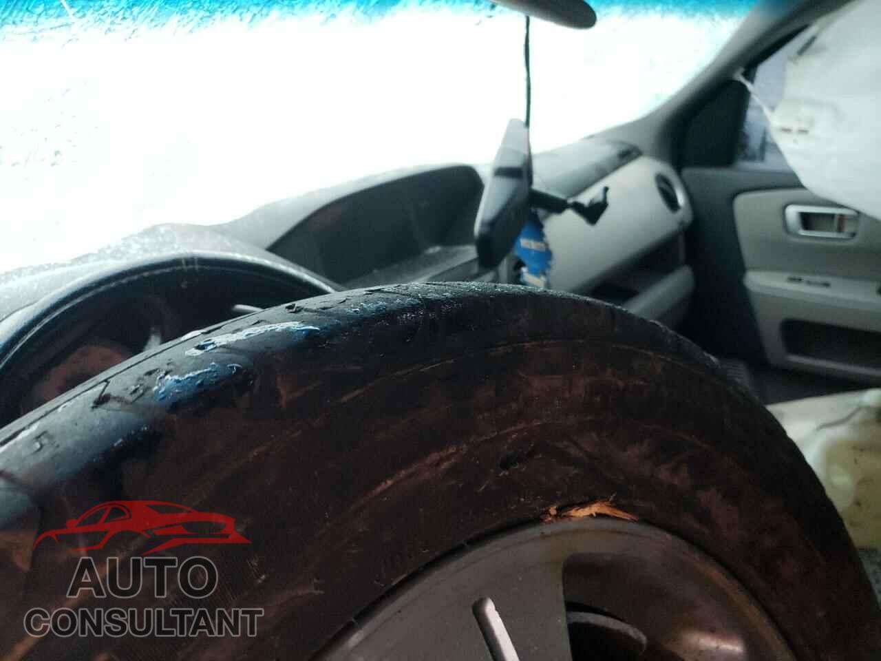 HONDA PILOT 2013 - 5FNYF4H53DB072245