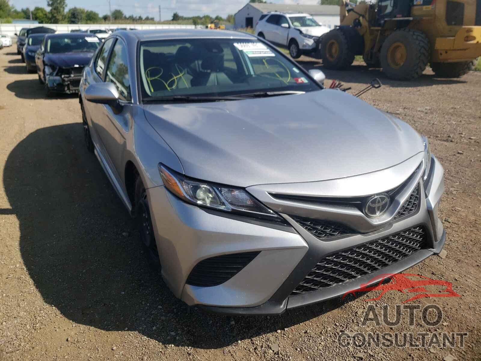TOYOTA CAMRY 2020 - 4T1G11AK4LU890657