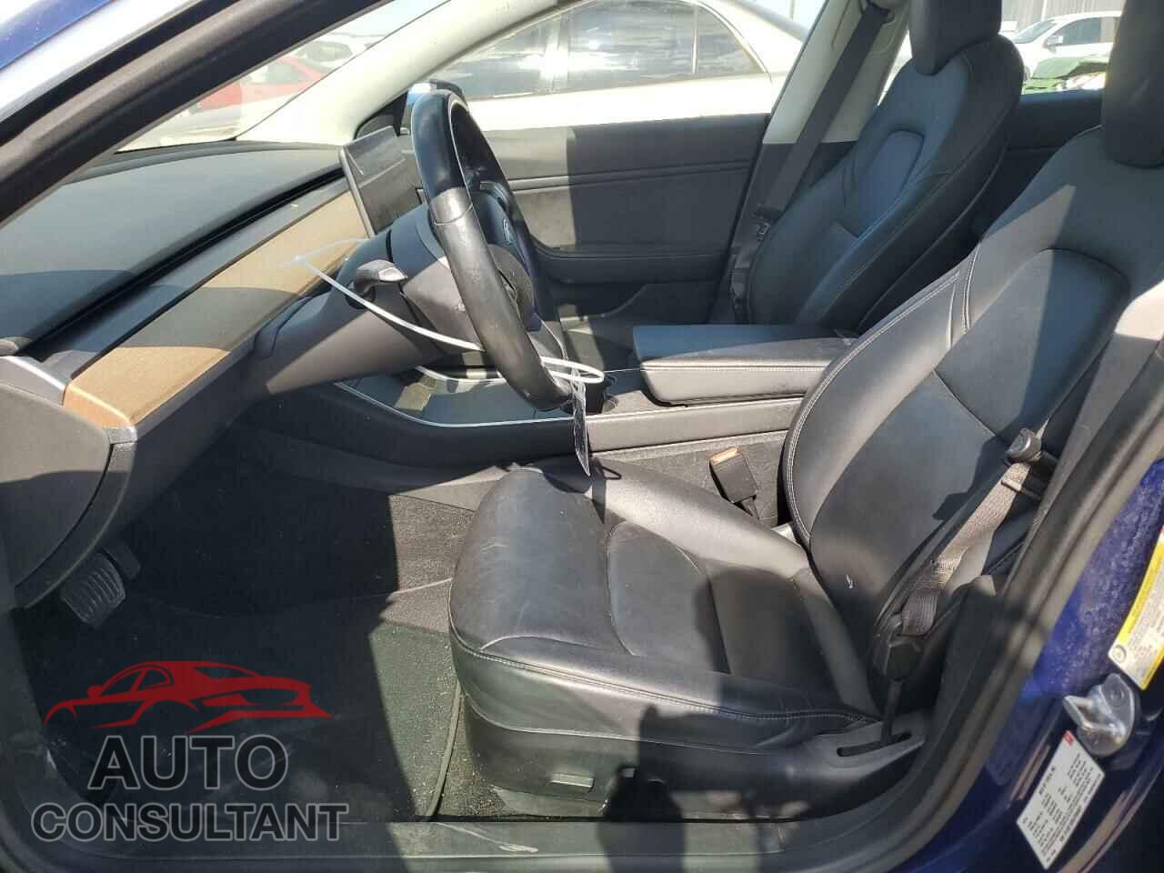 TESLA MODEL 3 2018 - 5YJ3E1EB0JF094527