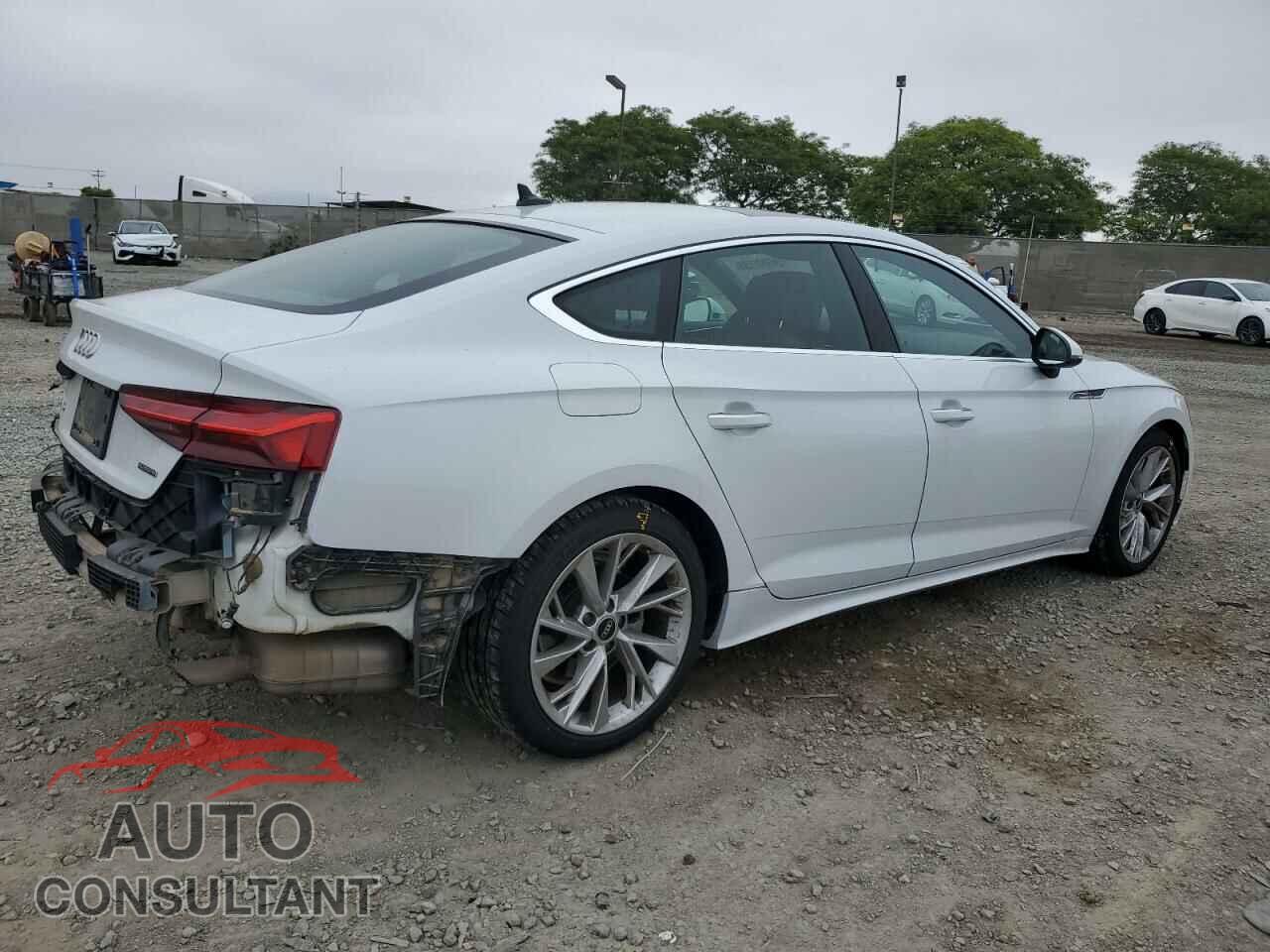 AUDI A5 2021 - WAUABCF55MA044379