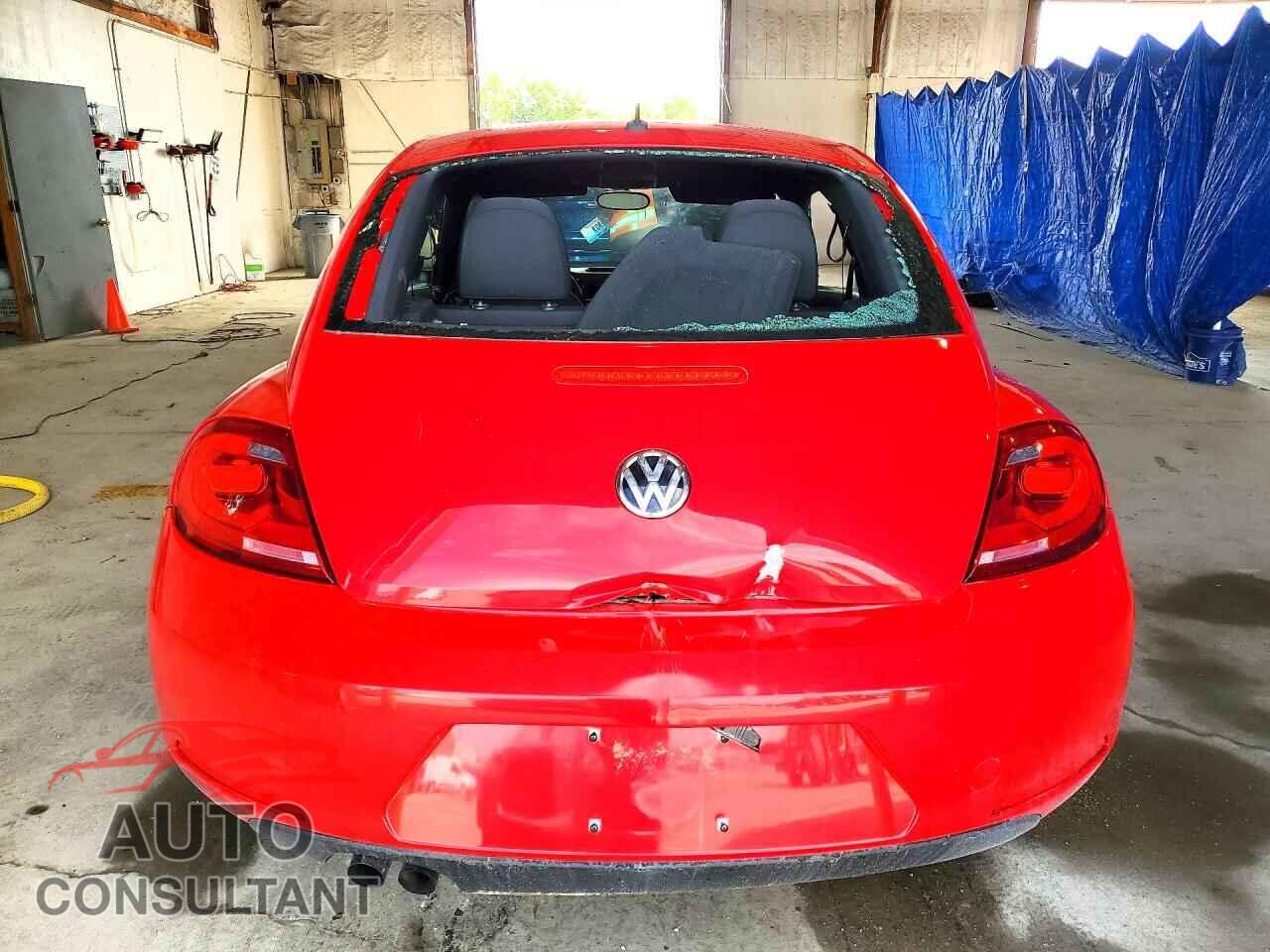 VOLKSWAGEN BEETLE 2014 - 3VWF17AT3EM640973