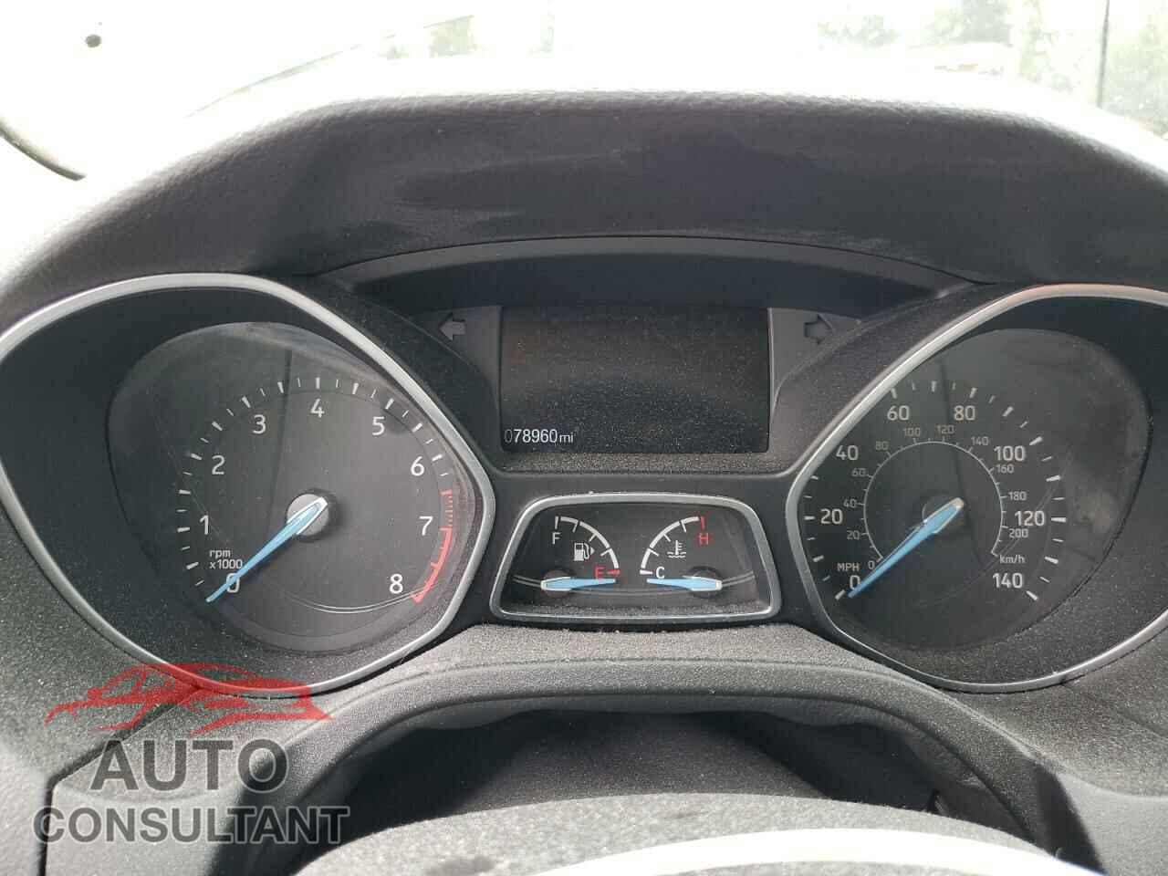 FORD FOCUS 2015 - 1FADP3K2XFL342050