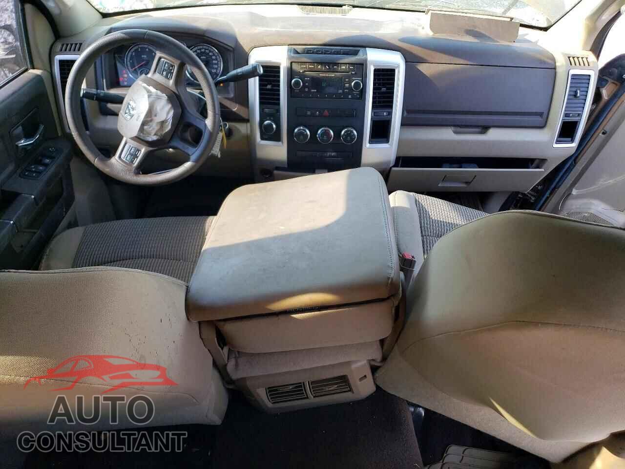 DODGE RAM 1500 2012 - 1C6RD7LT6CS142606