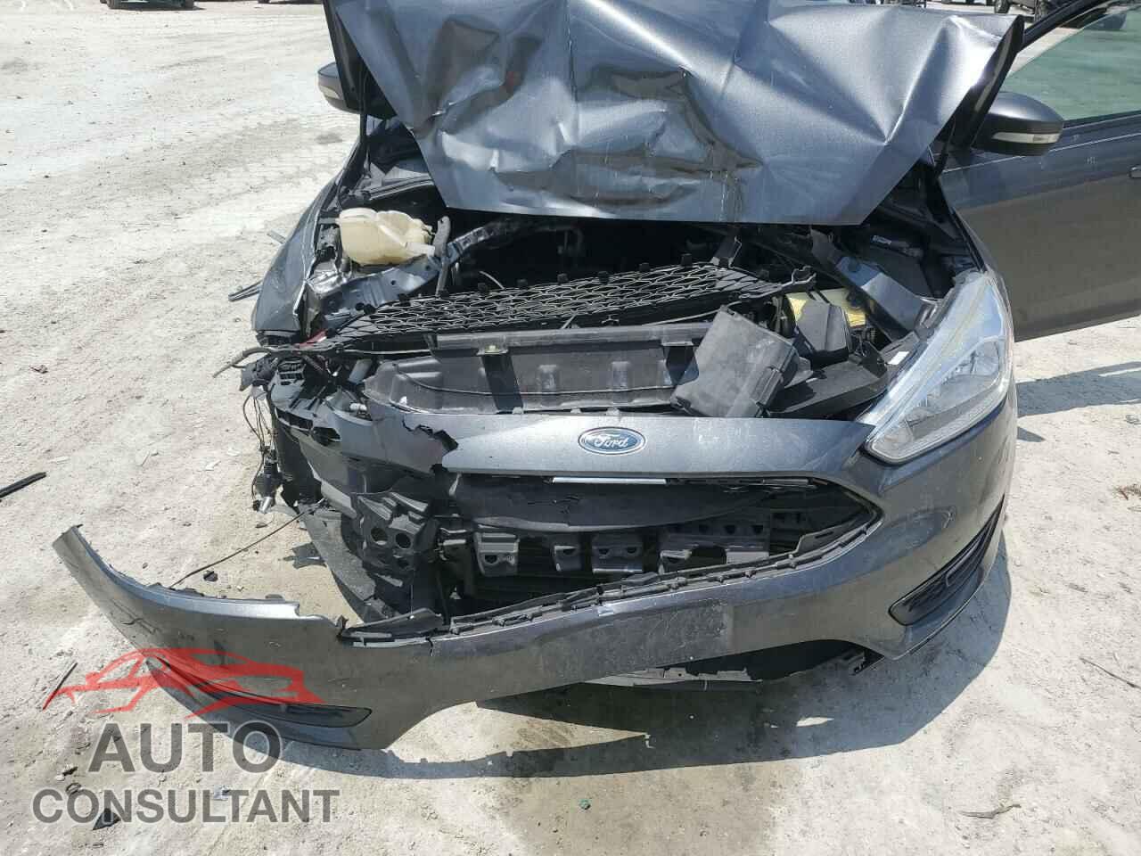 FORD FOCUS 2016 - 1FADP3F2XGL228769