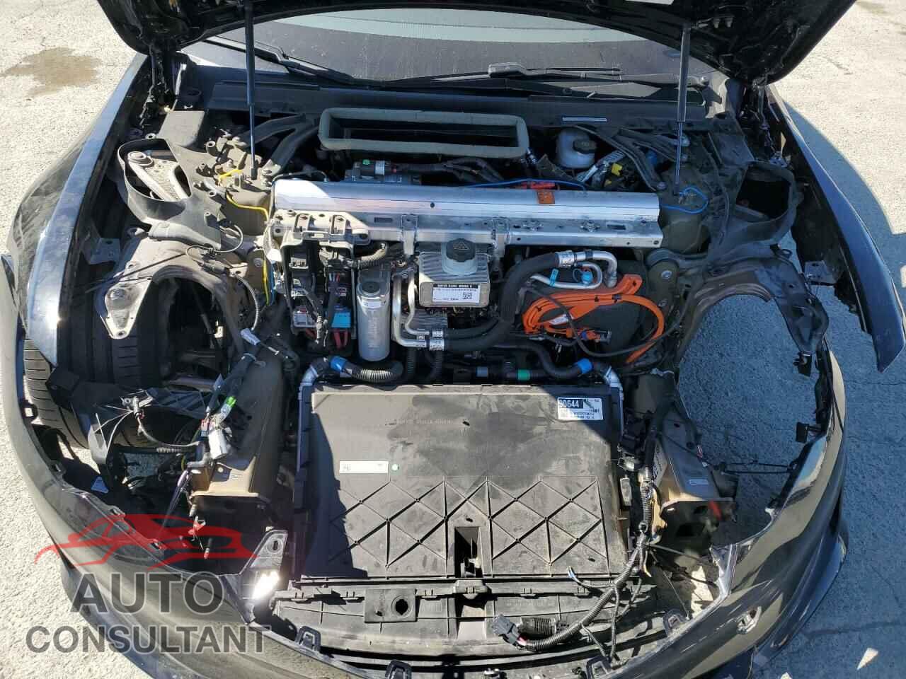 TESLA MODEL S 2023 - 5YJSA1E64PF524207