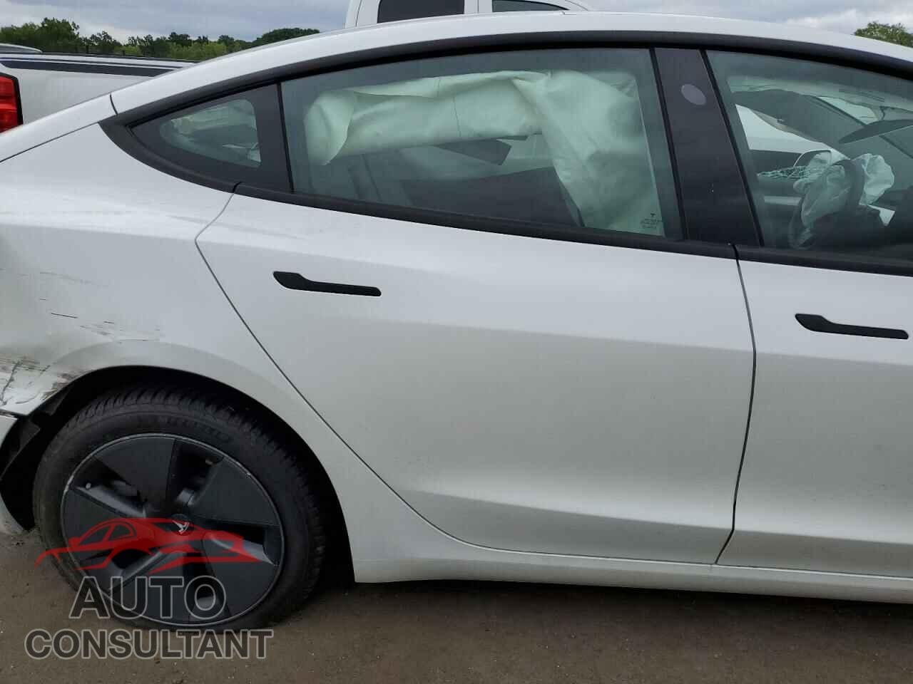 TESLA MODEL 3 2021 - 5YJ3E1EA6MF989807