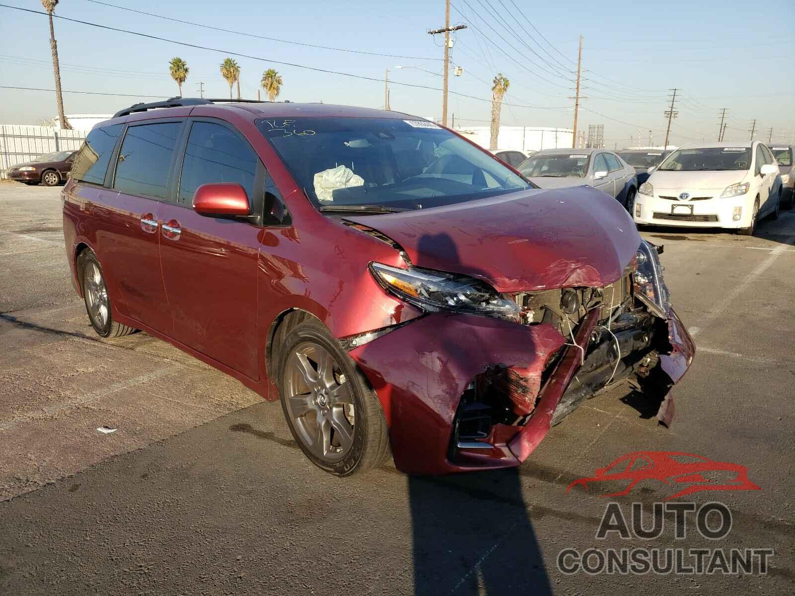 TOYOTA SIENNA 2018 - 5TDXZ3DC0JS954367