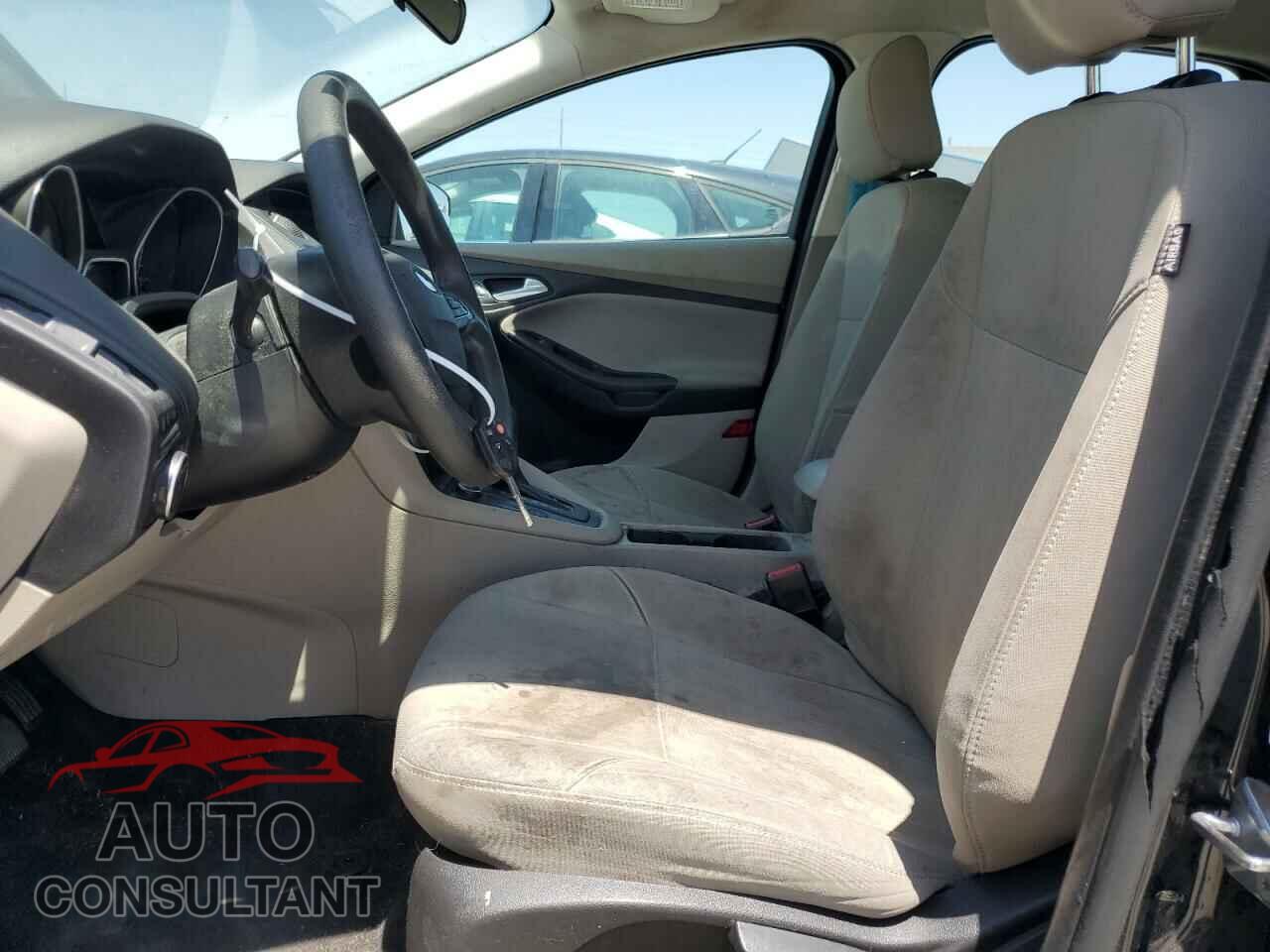 FORD FOCUS 2017 - 1FADP3K2XHL248852
