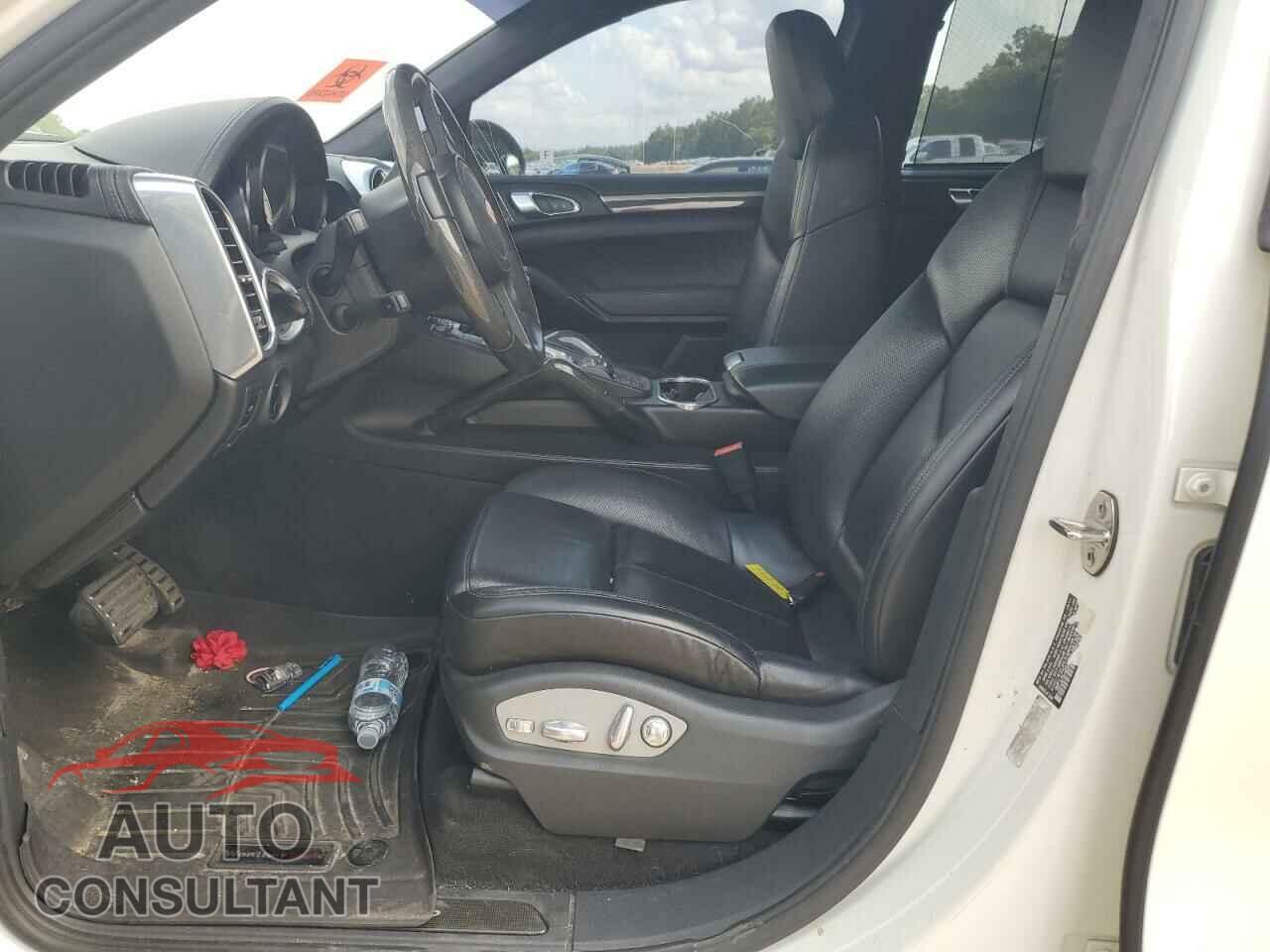 PORSCHE CAYENNE 2012 - WP1AC2A2XCLA81906