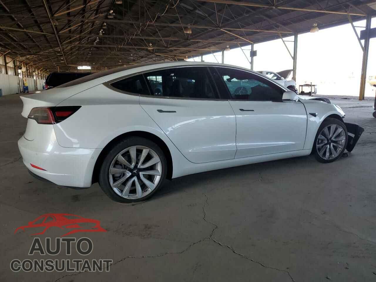 TESLA MODEL 3 2018 - 5YJ3E1EA2JF015771