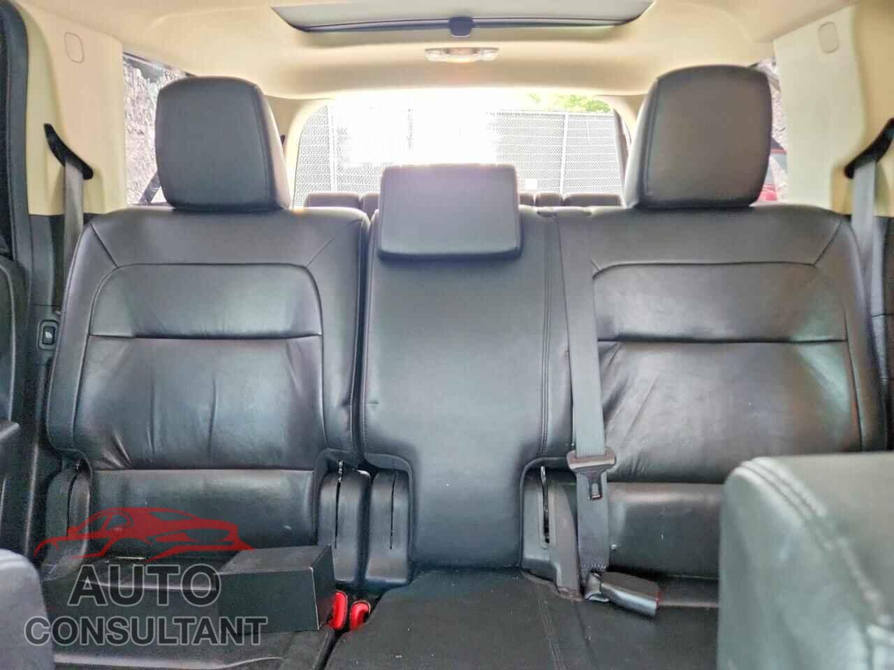 FORD FLEX 2018 - 2FMHK6C85JBA08043