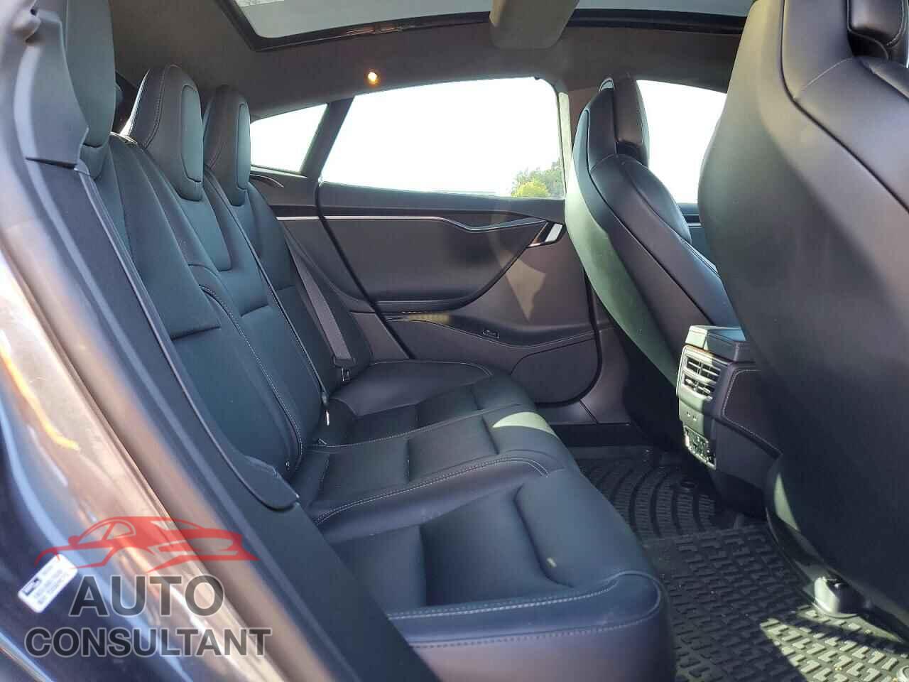 TESLA MODEL S 2018 - 5YJSA1E45JF276880