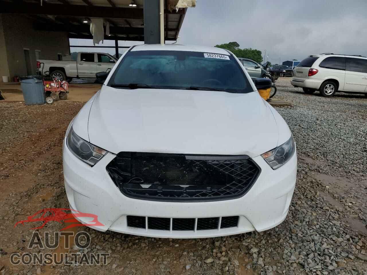 FORD TAURUS 2018 - 1FAHP2MK7JG105977