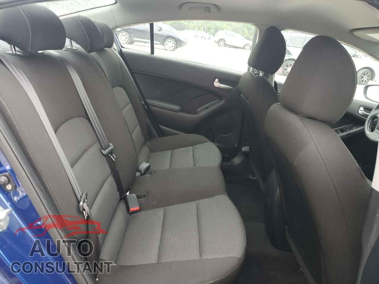 KIA FORTE 2017 - 3KPFK4A70HE011607