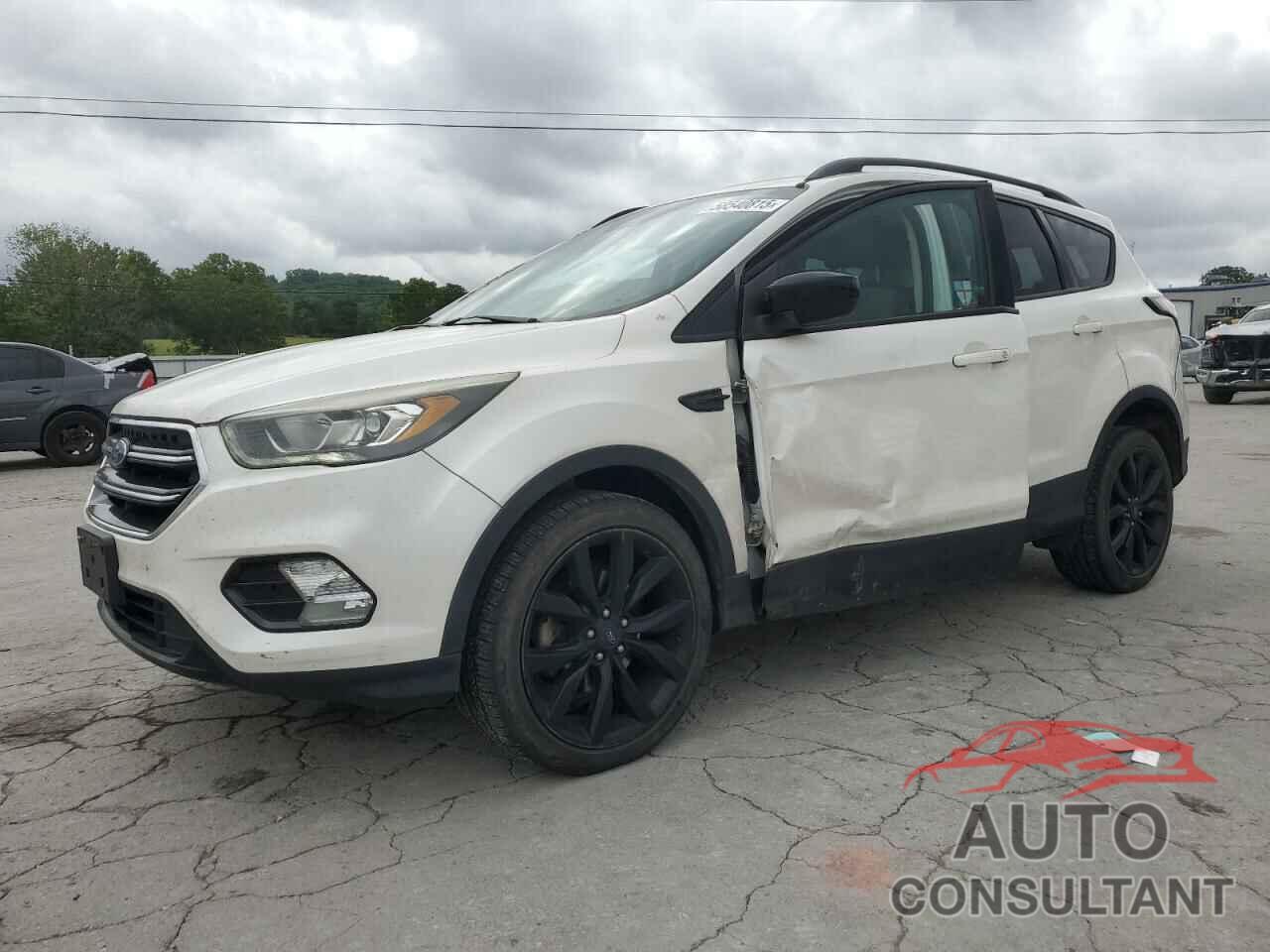 FORD ESCAPE 2017 - 1FMCU0GD6HUC84213
