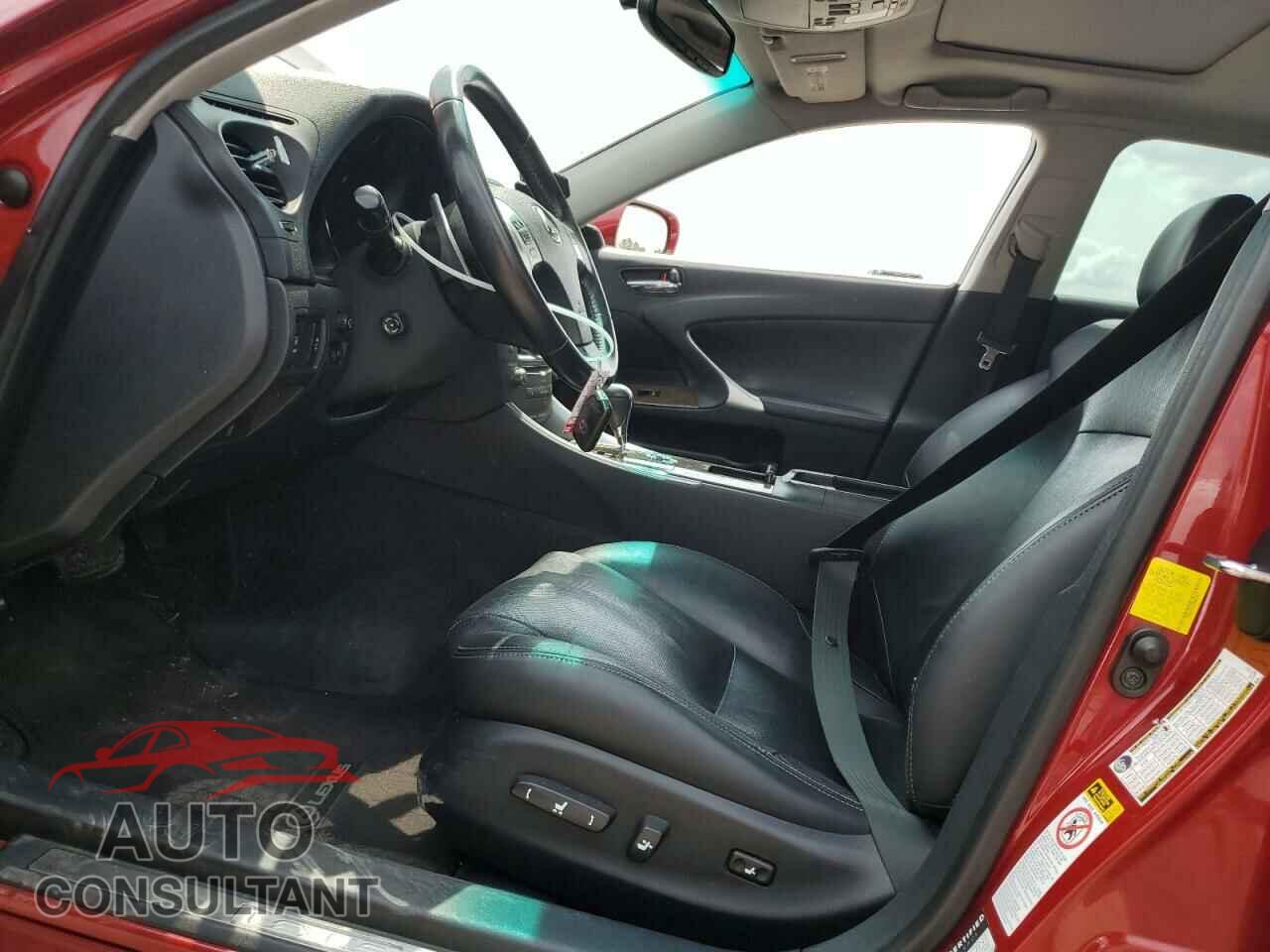 LEXUS IS 2013 - JTHCF5C21D5063461