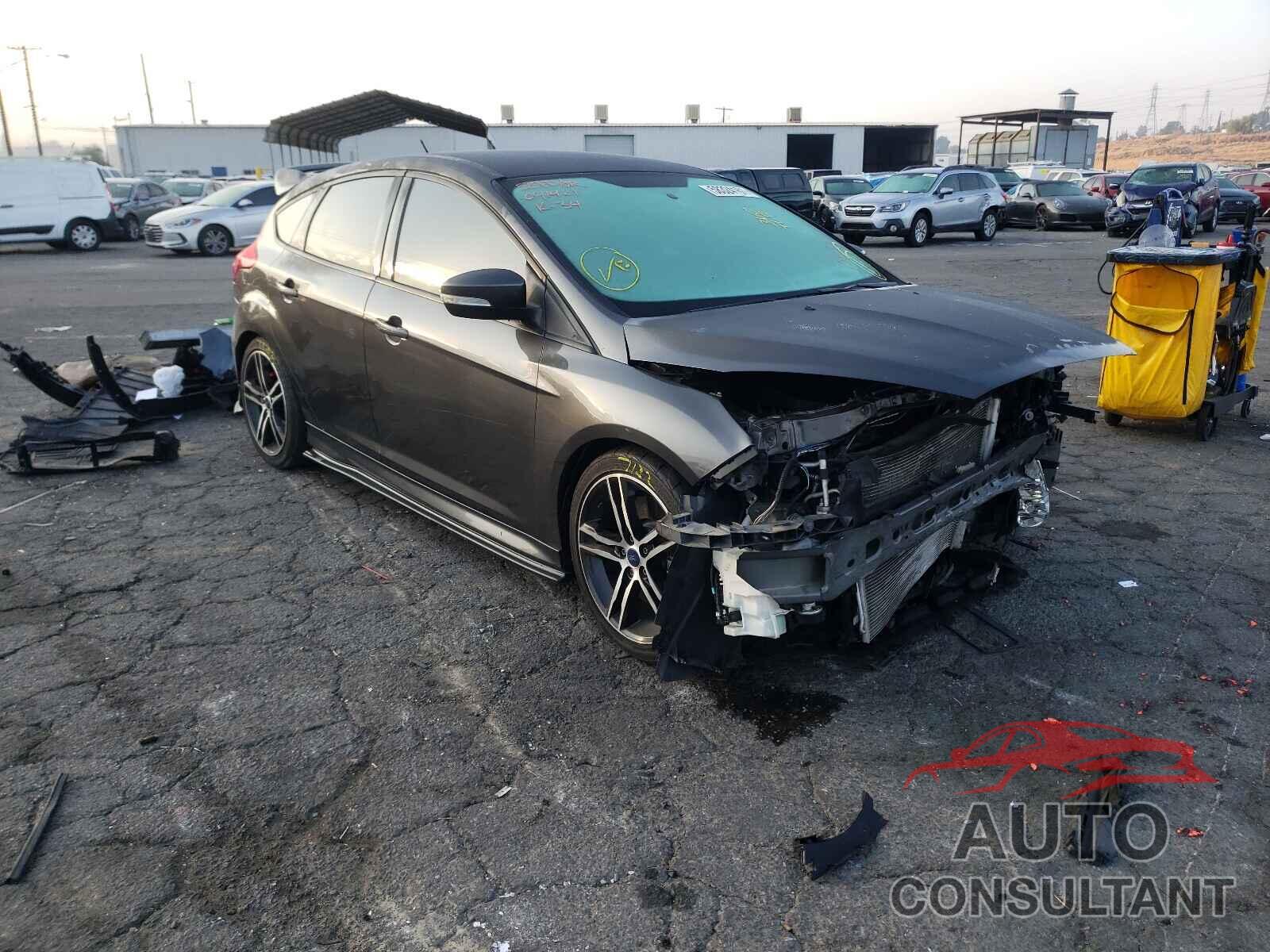 FORD FOCUS 2016 - 1FADP3L94GL310434