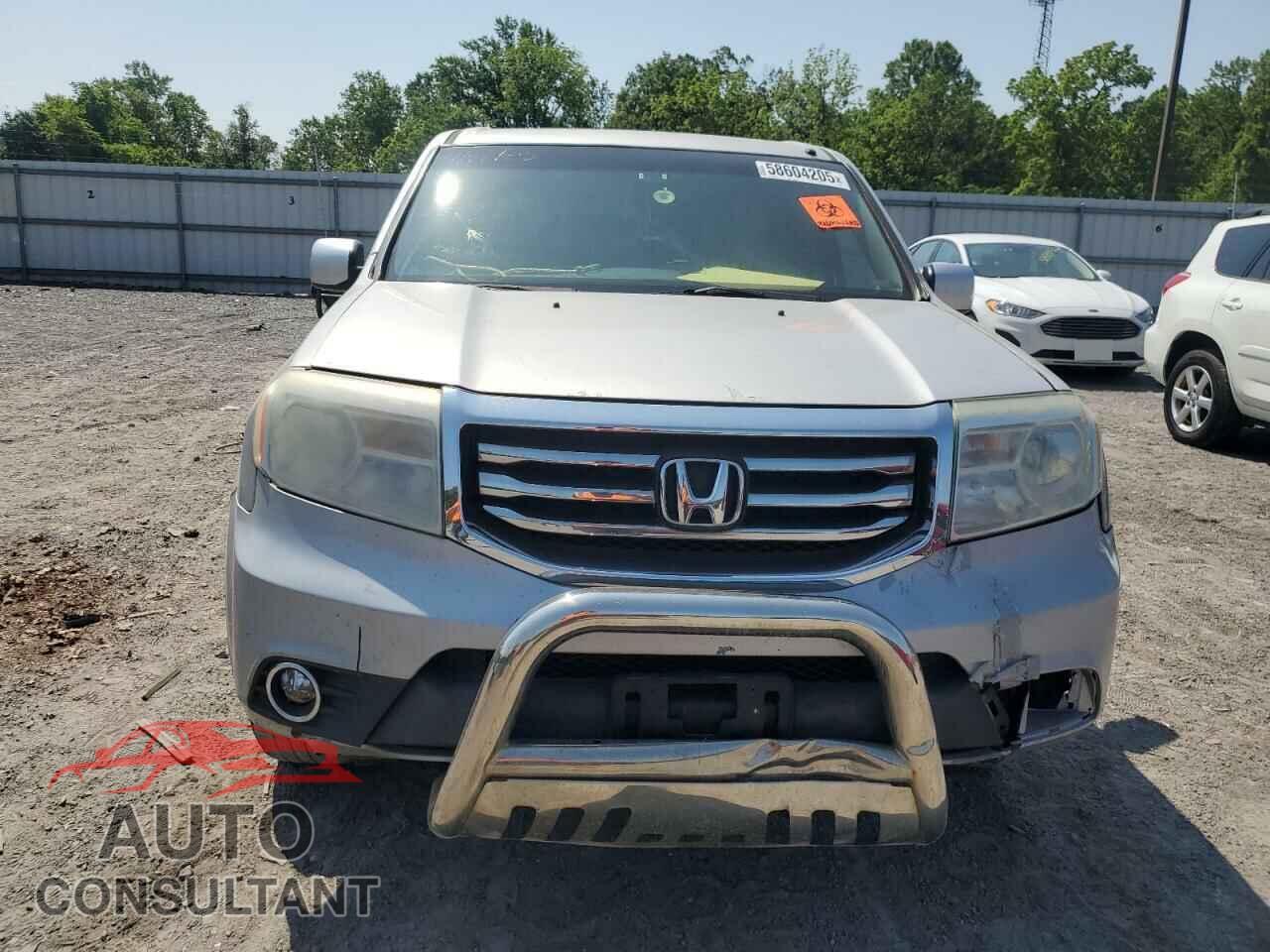 HONDA PILOT 2012 - 5FNYF3H44CB012300
