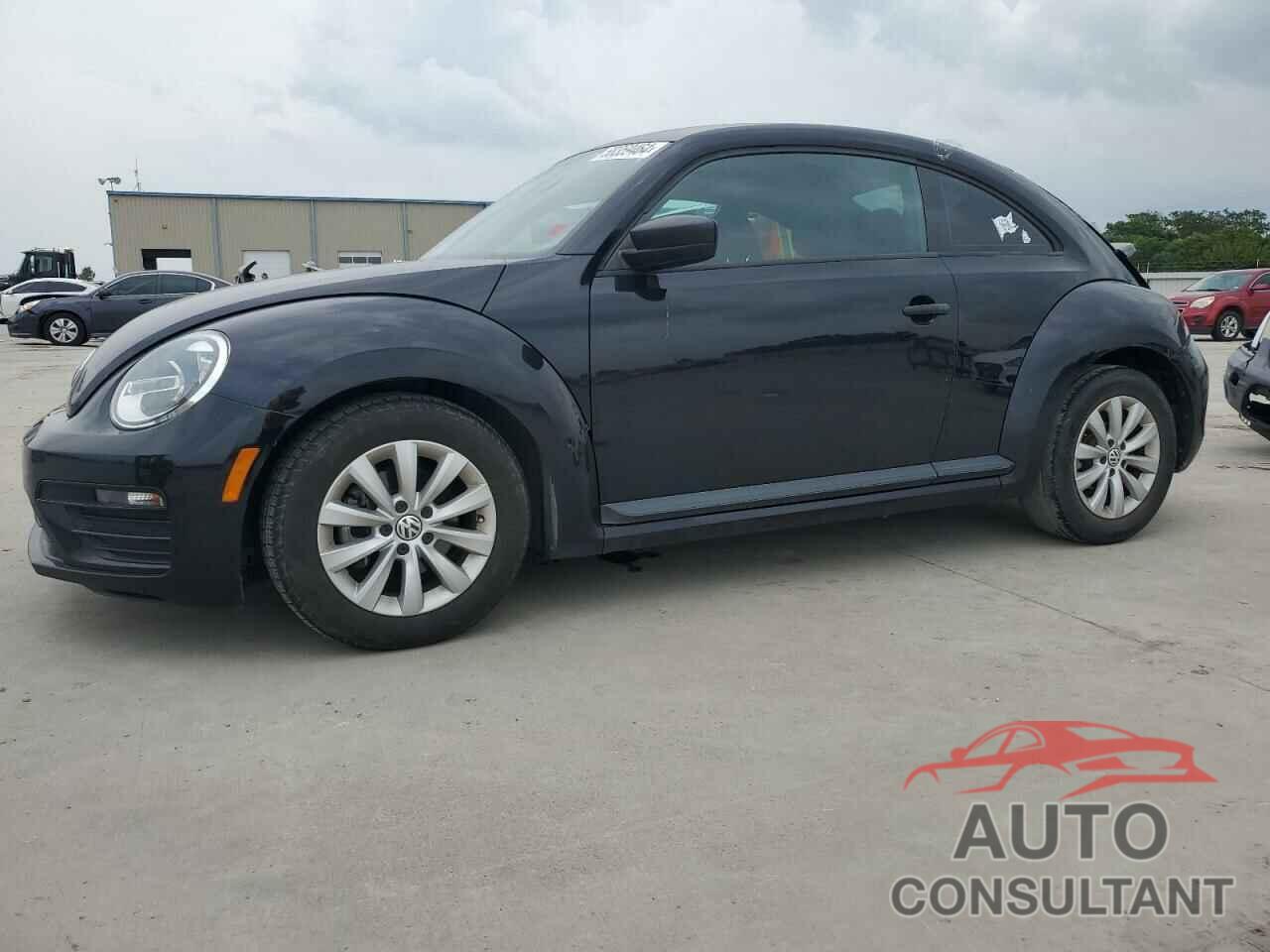 VOLKSWAGEN BEETLE 2017 - 3VWF17AT3HM610926