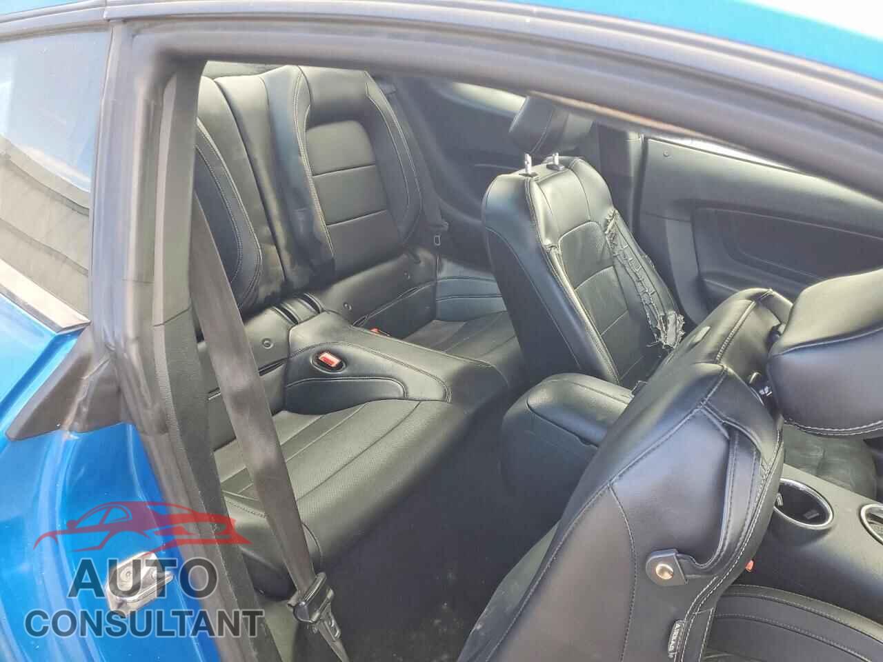 FORD MUSTANG 2019 - 1FA6P8CF2K5138302