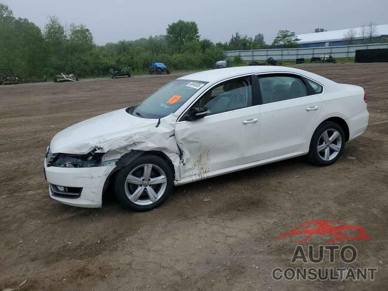 VOLKSWAGEN PASSAT 2015 - 1VWAT7A30FC113366