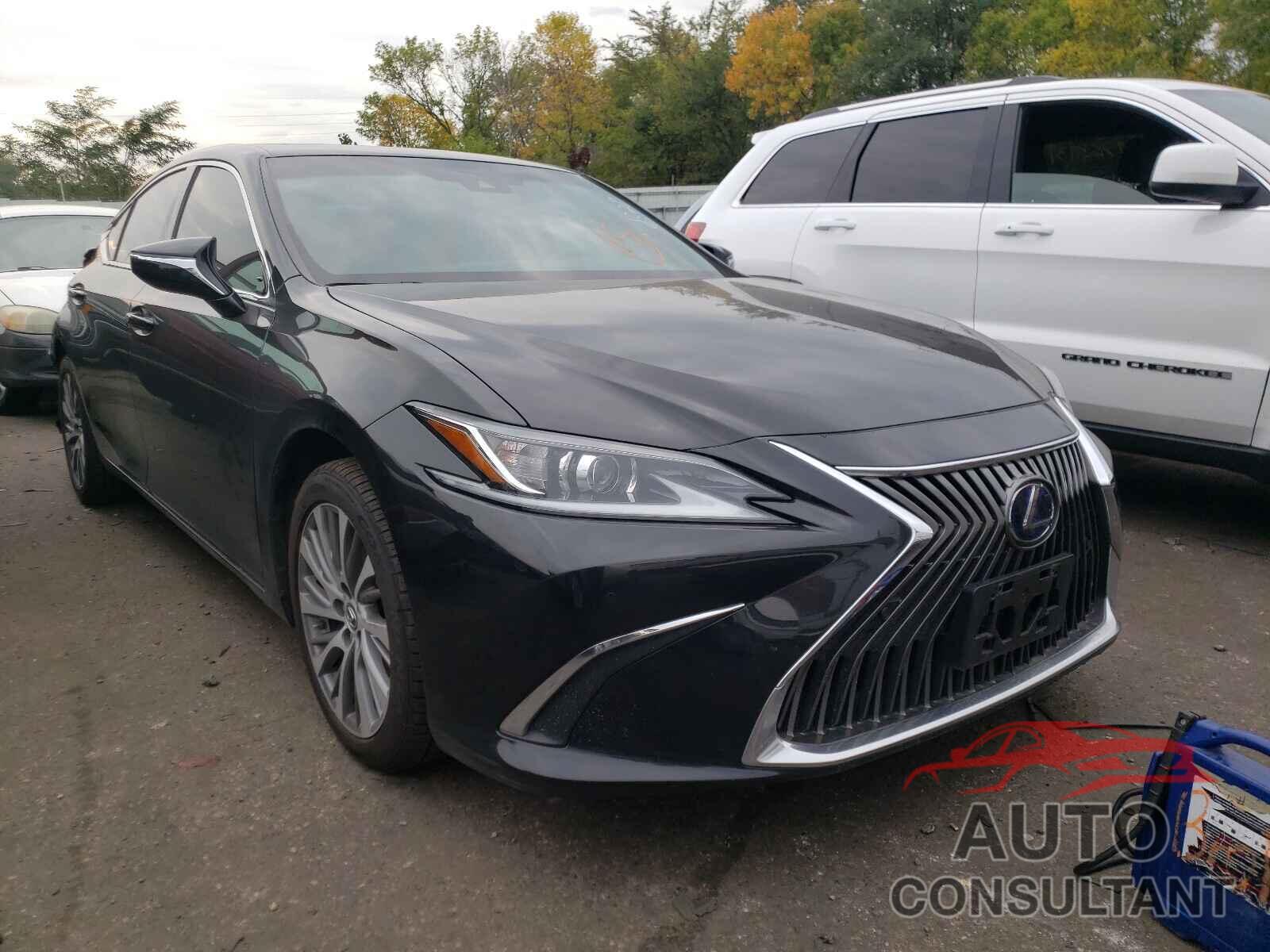 LEXUS ES300 2019 - 58AB21B17KU003976