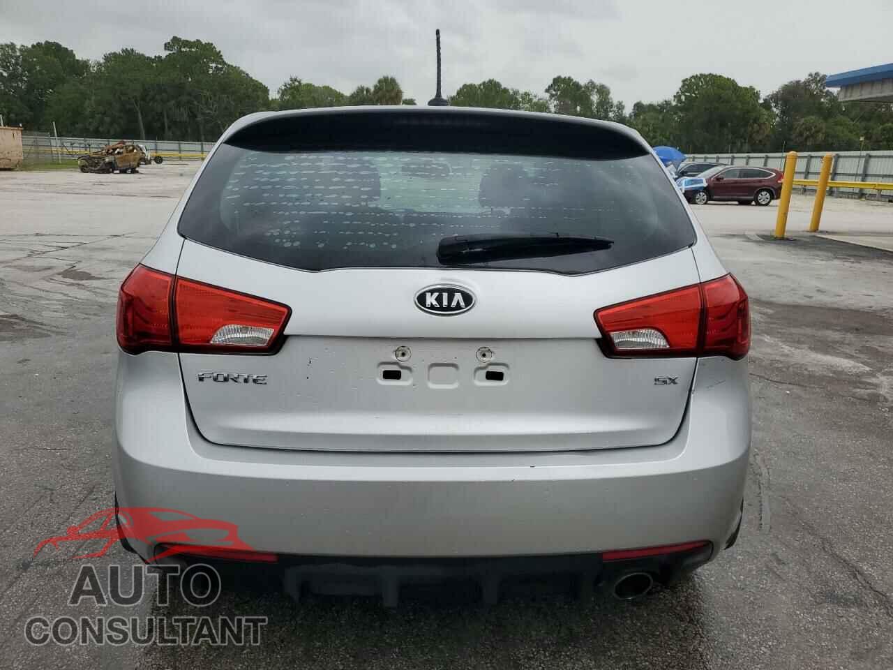 KIA FORTE 2013 - KNAFW5A32D5701398