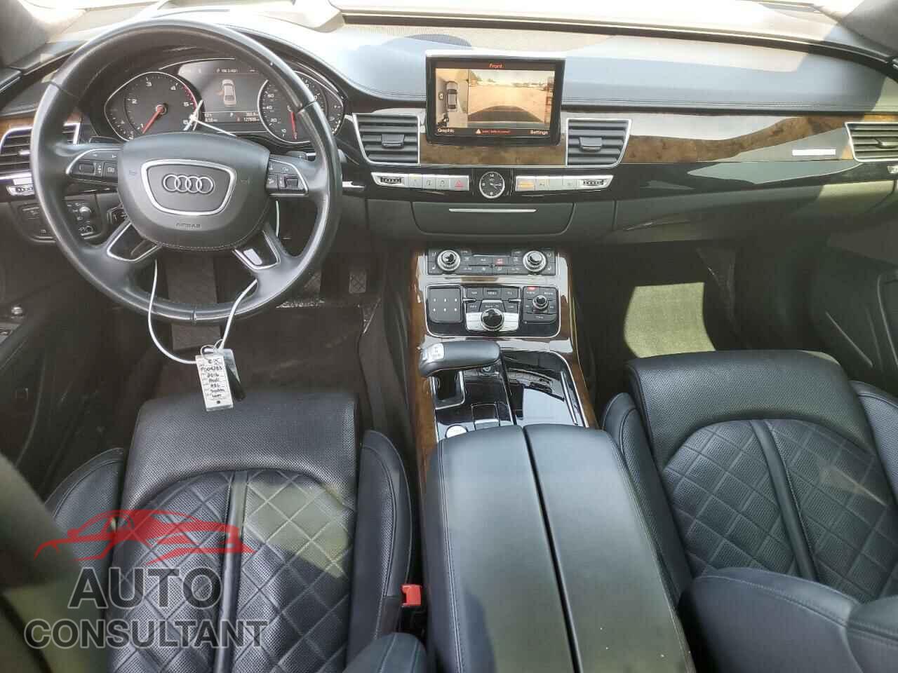 AUDI A8 2016 - WAU3RAFD5GN004283