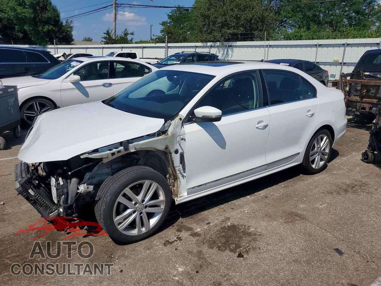 VOLKSWAGEN JETTA 2017 - 3VWL17AJ7HM399019