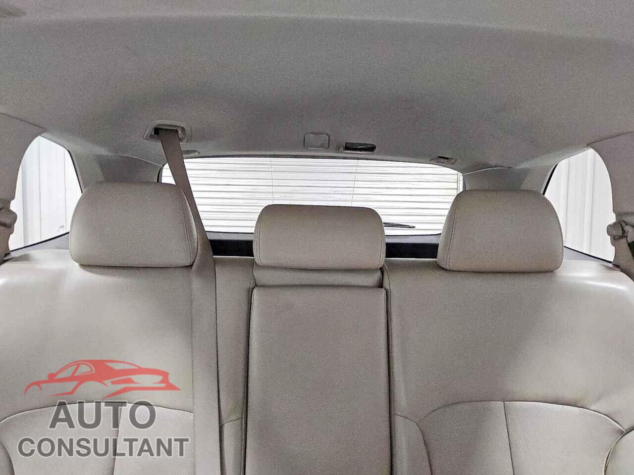SUBARU OUTBACK 2011 - 4S4BRBKC4B3358751