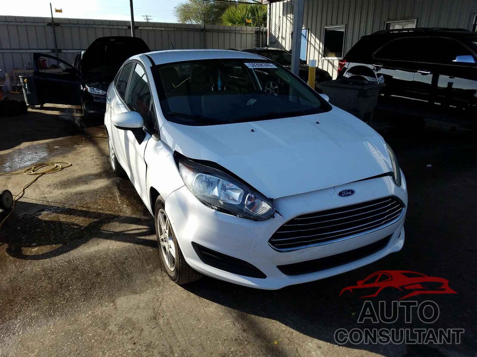 FORD FIESTA 2018 - 3FADP4BJ8JM117579