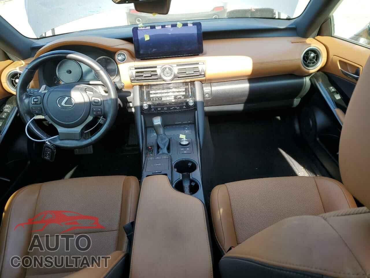 LEXUS IS 2021 - JTHCA1D26M5116757