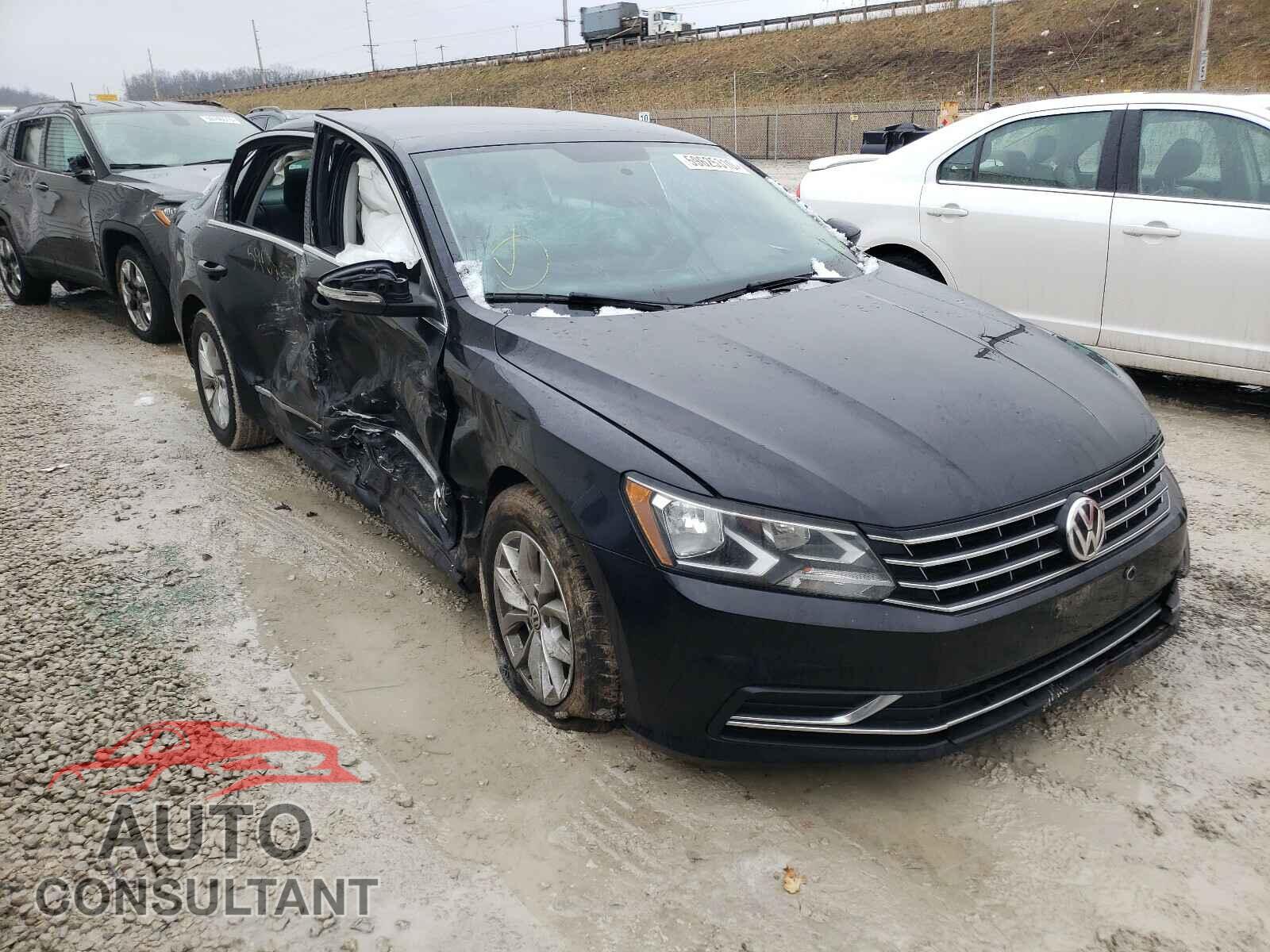 VOLKSWAGEN PASSAT 2017 - 1VWAT7A30HC019846