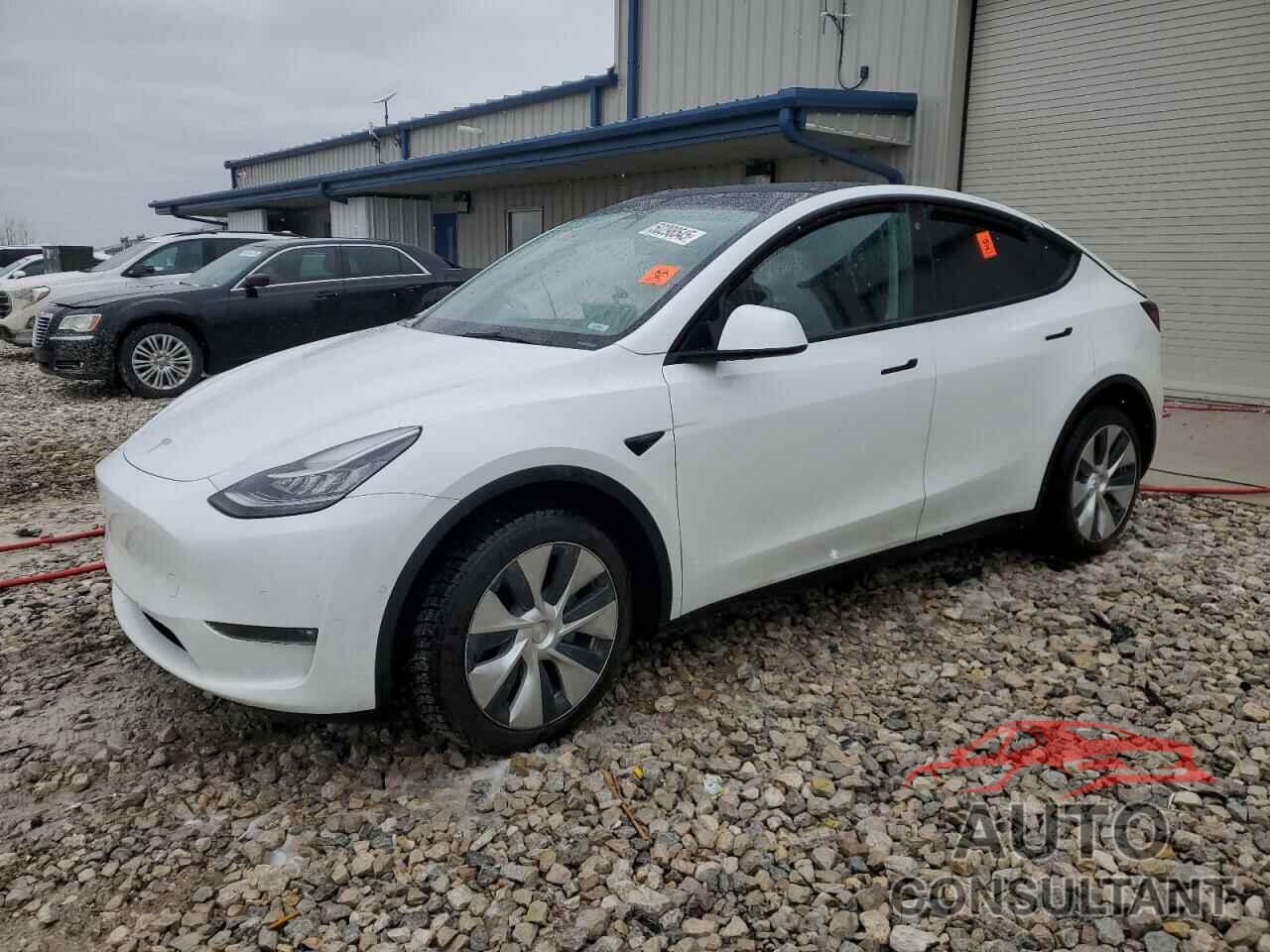 TESLA MODEL Y 2021 - 5YJYGDEE0MF265423
