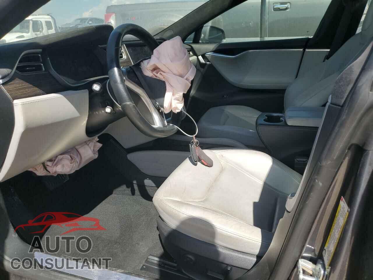 TESLA MODEL S 2015 - 5YJSA1H25FF089656