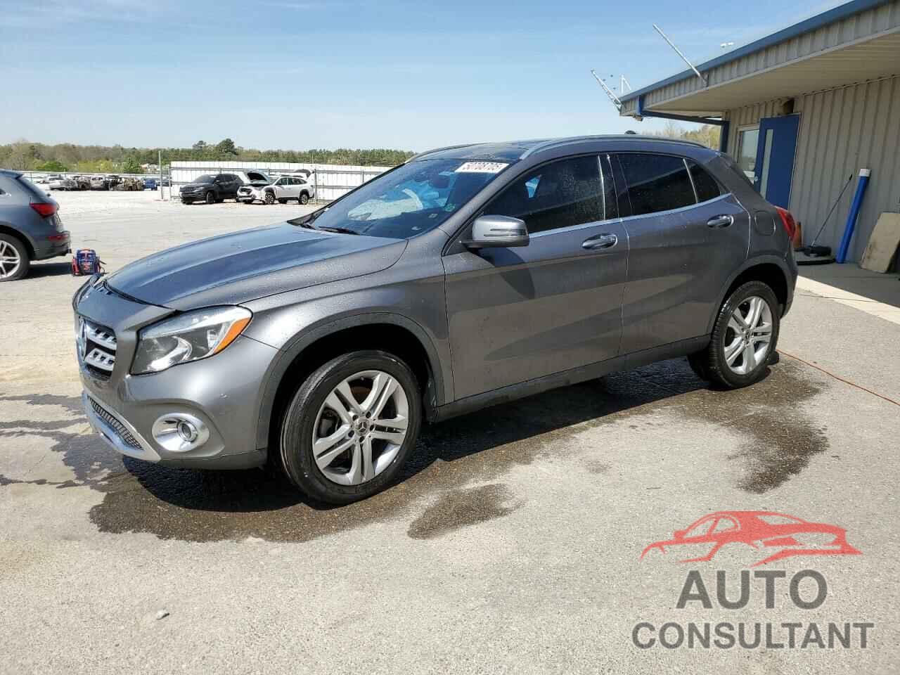 MERCEDES-BENZ GLA-CLASS 2018 - WDCTG4EBXJJ410840