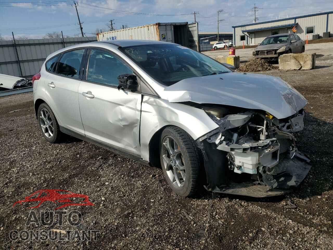 FORD FOCUS 2013 - 1FADP3K22DL223342
